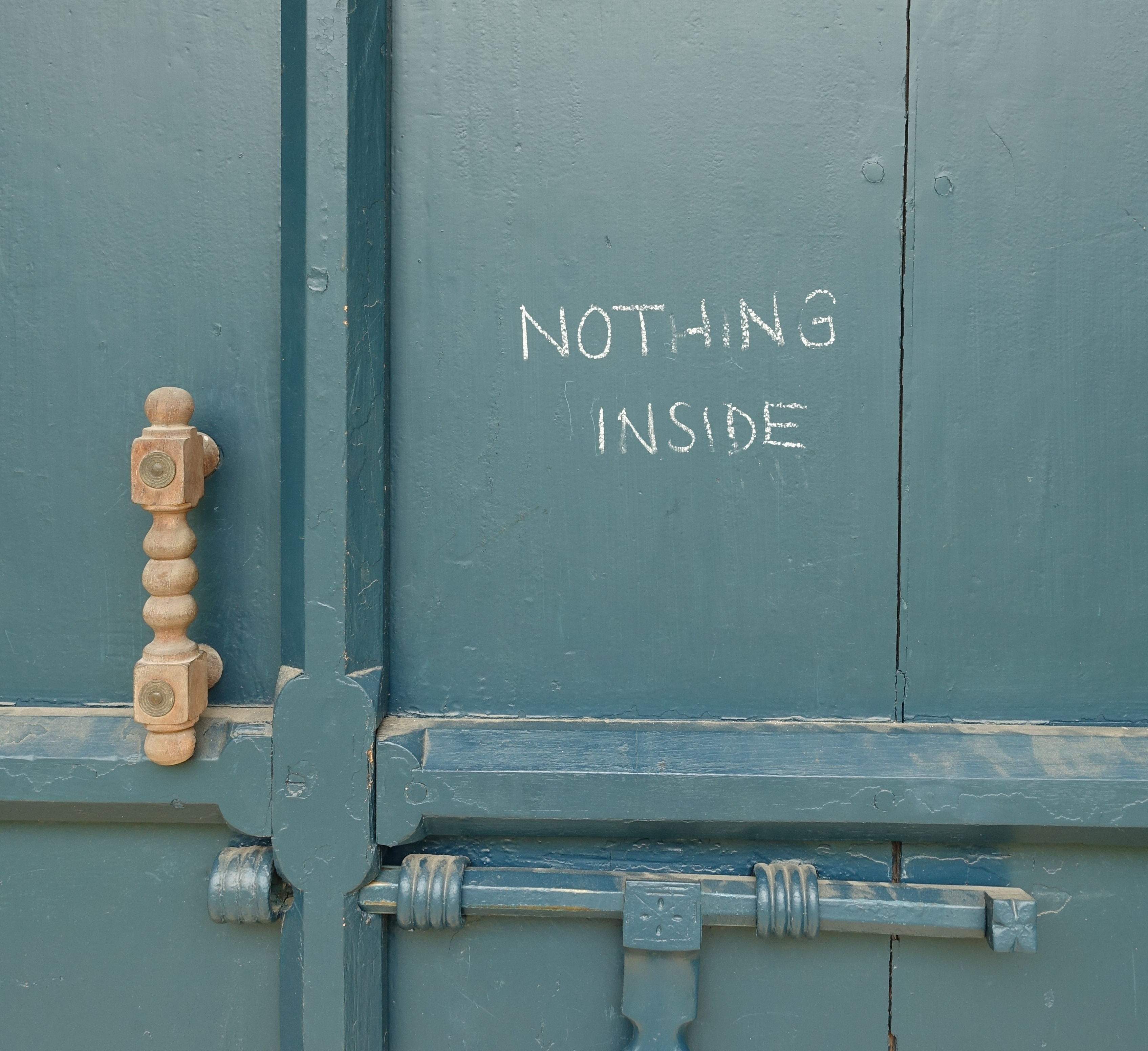 LIeshout Nothing Inside